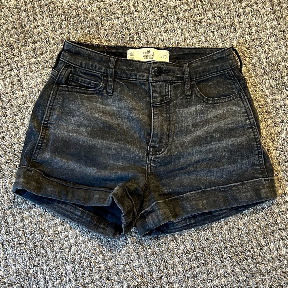 Hollister High Rise Girlfriend Shorts size 23